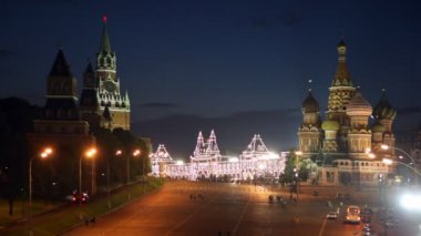 fesleğen mübarek Katedrali ve kremlin, gece