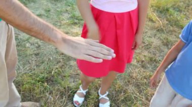 Aile el yığını açık yapar