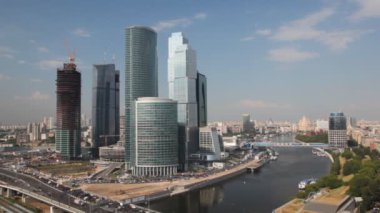 Yaz günü, Moskova Uluslararası İş Merkezi (Moskova-şehir)