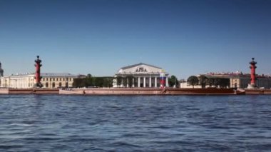 st Petersburg neva Nehri üzerinde fesleğen Adası Panoraması
