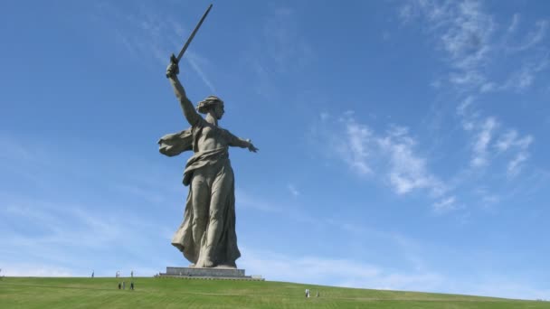 Monumentales Mutterland nennt Statue in Wolgograd — Stockvideo