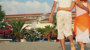 KOBİ'ler bel ve yaprakları plaj severler kolları çift yuvarlak