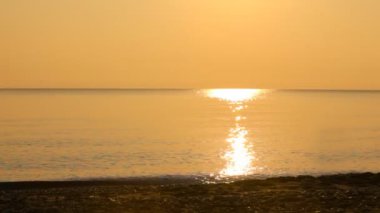 kadın geçti her zaman doğru ve çembere bıraktı