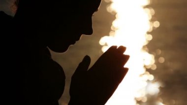 kadın head namaste ' elini tutarak, silüeti