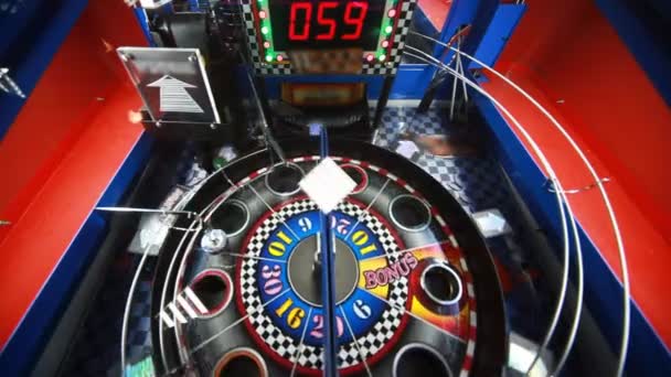 Slotmachine, dat draait, kind "slots" — Stockvideo