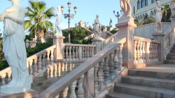 Instep motion on stone stairs in park of Castello Flotta near the Ionian coast — Stock Video