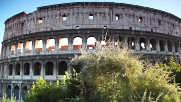 Roma'daki Colosseum veya flavian anfi tiyatro — Stok video
