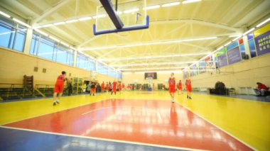 genç erkekler Basketbol Rusya Devlet Üniversitesi beden eğitimi ve oyun