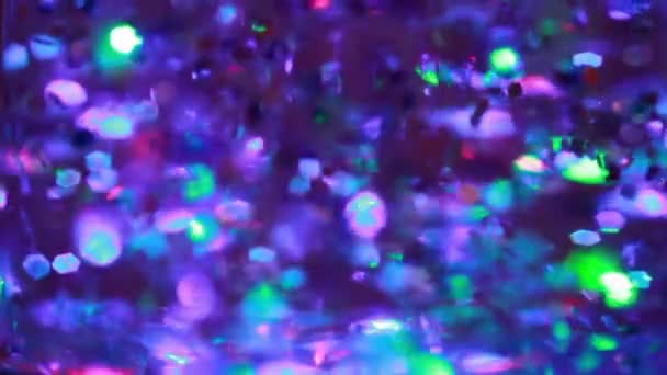 Muitas partículas hexágono difusa flutua no espaço de pontos quentes coloridos — Vídeo de Stock