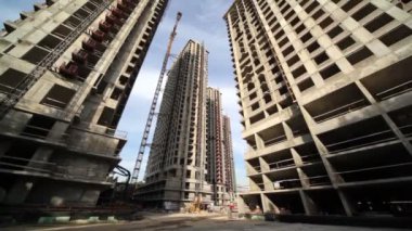 yüksek binalar arasında İnşaat ve Vinçler