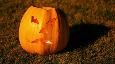 korkutucu jack balkabağı fener halloween kabak içinde alev ile