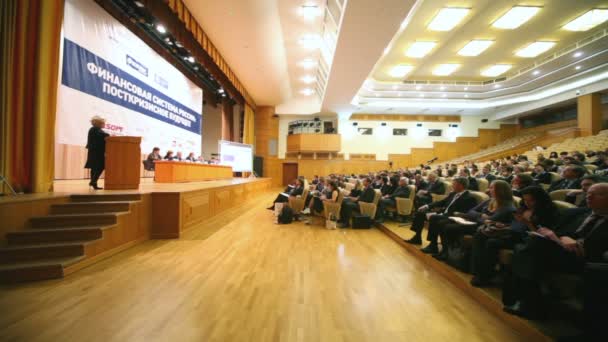 Primer Foro Financiero Anual Rusia sistema financiero el futuro de la post-crisis — Vídeos de Stock