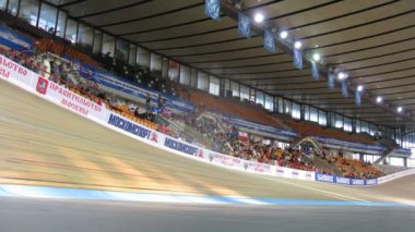 spor kompleksi üzerinde bisiklet Dünya Gençlik üstünlüğünü bicyclists rekabet