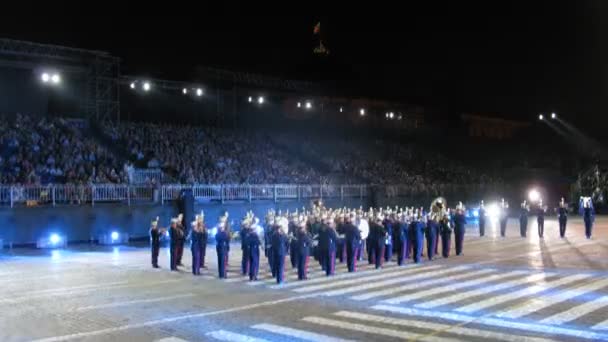 Pokaz występy orkiestry wojskowych północno-zachodniej dzielnicy we Francji — Wideo stockowe