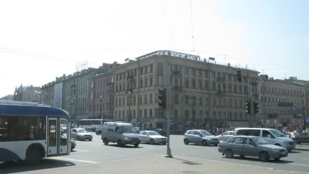 PLOSHCHAD VOSSTANIYA Metro station — Stock Video