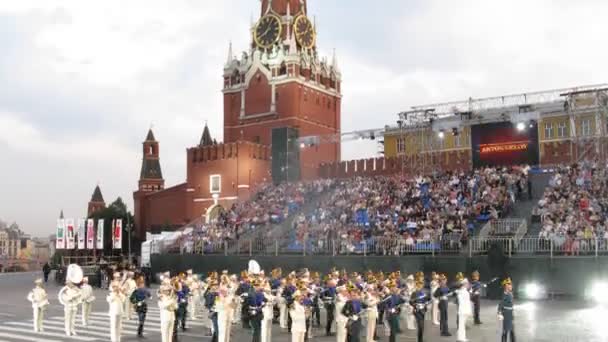 Performance of Presidential orchestra of Russiaon festival SPASSKAYA BASHNYA — Stock Video