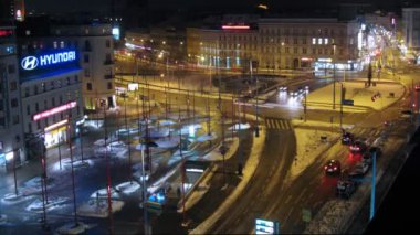 arabalar, mariahilfer strasse kilise yakınında uzayıp maria vom kuşatma