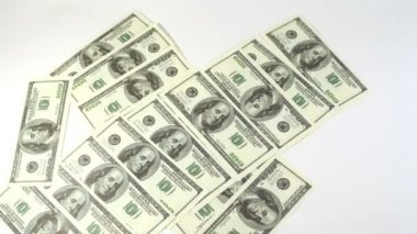 yüz dolarlık banknotlar görüntülenebilir ve ekran yok