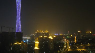 İnşaat guangzhou yeni tv yayıncılığı ofis binası gece