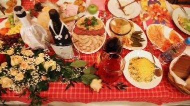 Yemek, aperatif ve içecekler kutlama düğün masa seti