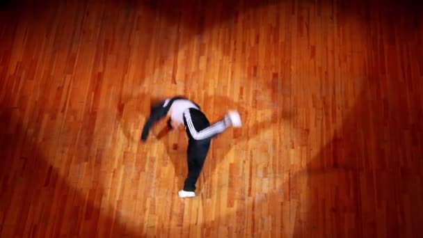 Jong meisje actieve dans op wedstrijd op hhi - Beker van Rusland, kampioenschap iv — Stockvideo