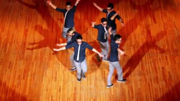 Six gars Poreotics équipe danse sur le concours HHI - Coupe de Russie — Video