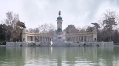 Kral anıt alphonso standları park buen retiro, zaman atlamalı