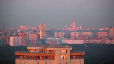 Windows, evler günbatımı yansıma cityscape