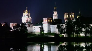insanlar novodevichy manastır kompleksi yürüyüş