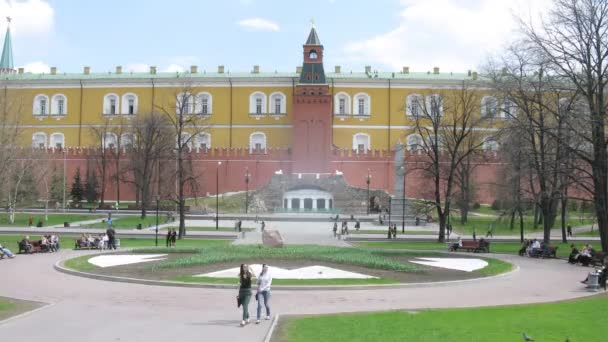 People walk near Kremlin Grotto in Moscow — Stock Video