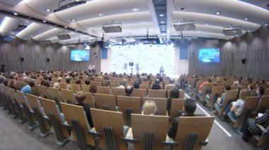 ajansı RIA novosti personelin sigorta primi alır.