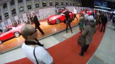 insanlar moda haftası volvo cars ile fotoğraflandı.