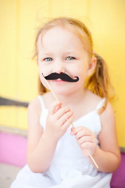 Menina adorável na festa — Fotografia de Stock