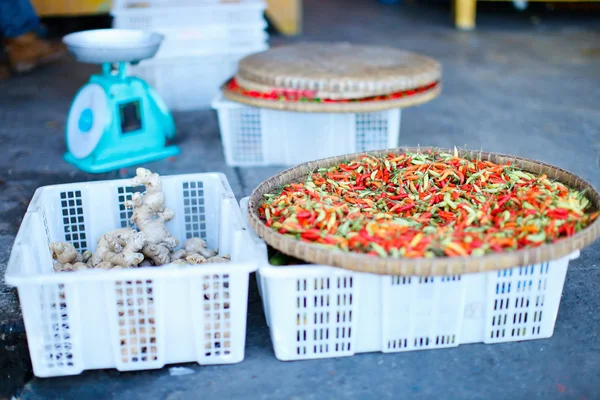 Chiles en el mercado — Foto de Stock