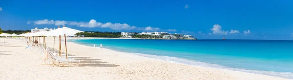 Panorama piękny plaża karaibska — Zdjęcie stockowe