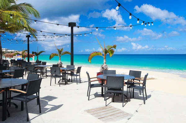 Restaurant op strand — Stockfoto