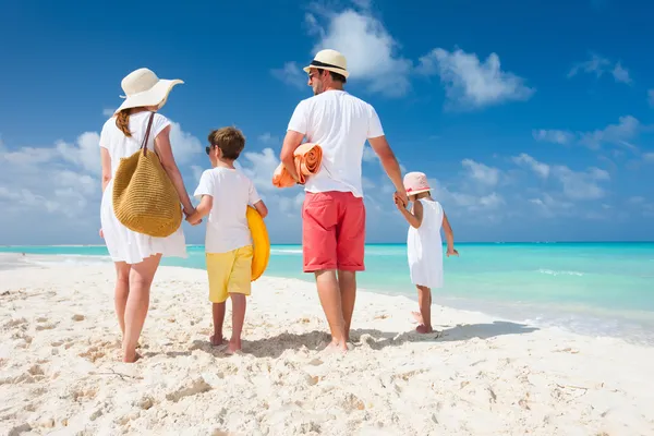 Rodinná pláž dovolená Stock Snímky