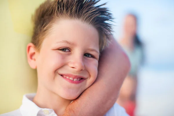 Familie op vakantie — Stockfoto