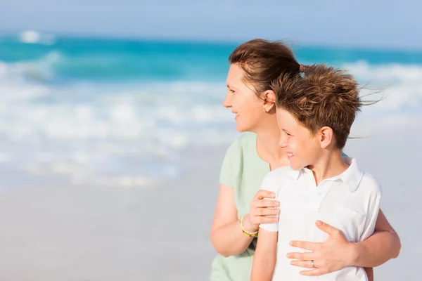 Mother and son on vacation — Stock Photo, Image