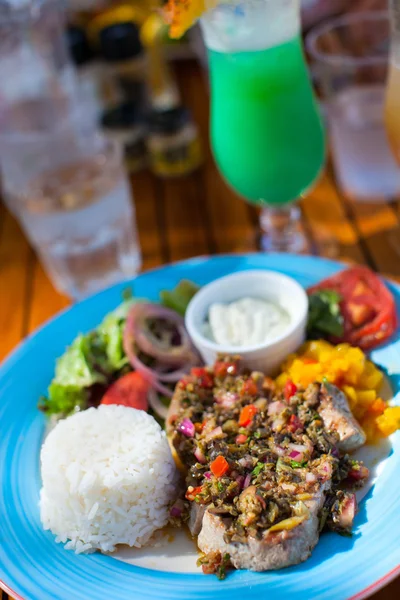 Plato de pescado — Foto de Stock