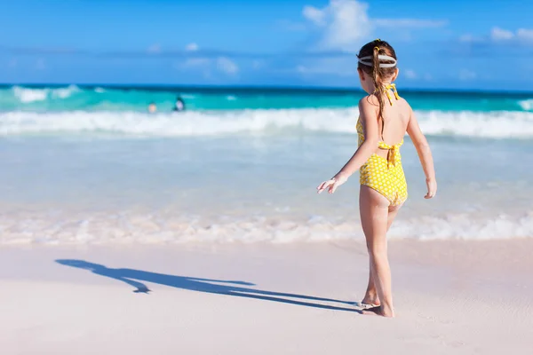 Menina em férias — Fotografia de Stock