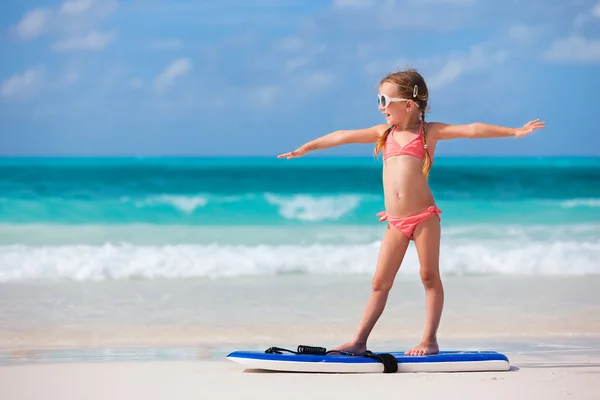 Little girl on vacation — Stock Photo, Image