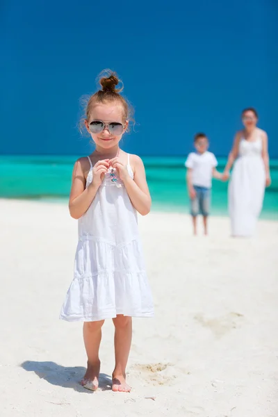 Aranyos kis lány a nyaralás — Stock Fotó