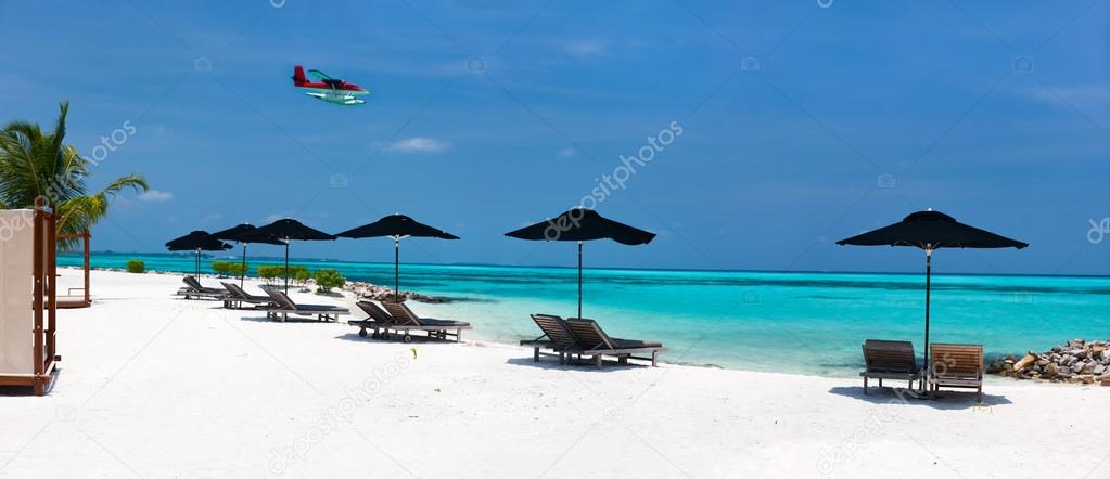 Idyllic tropical beach at Maldives 