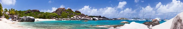 Beautiful tropical beach at Caribbean — Stock Photo, Image