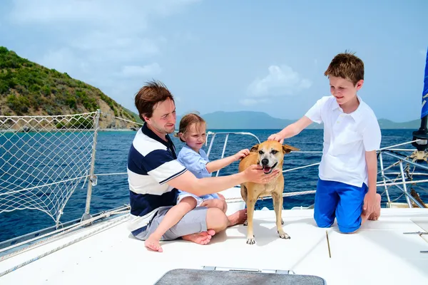 Family sailing on a luxury yacht — Stock Photo, Image