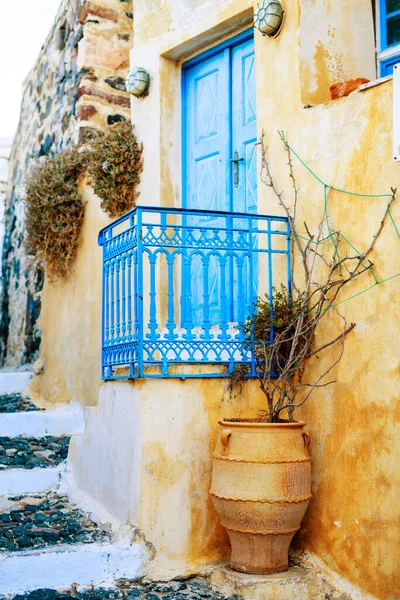 Strada Tranquilla Nel Villaggio Pyrgos Sull Isola Santorini Grecia — Foto Stock