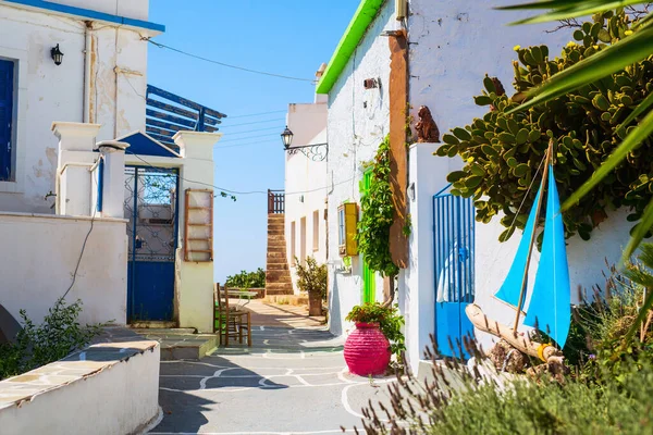 Beautiful Street Old Traditional Greek Cycladic Village Tripiti White Houses — Stock Photo, Image