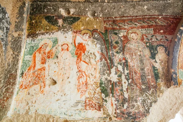 Παλιές Τοιχογραφίες Στον Τοίχο Του Ναού Των Τριών Σταυρών Στο — Φωτογραφία Αρχείου