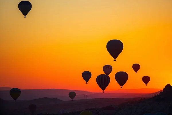 Gorgeous Sunrise Scenery Hot Air Balloons Silhouettes Flying Valley Cappadocia — Photo